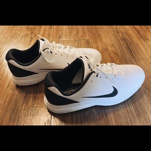 Men’s Nike Golf Shoes
